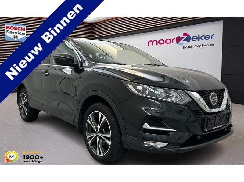 Zwart Occasion 2018 Nissan Qashqai N-Connecta SUV | € 14.950 (Super prijs) - Afbeelding 1/4