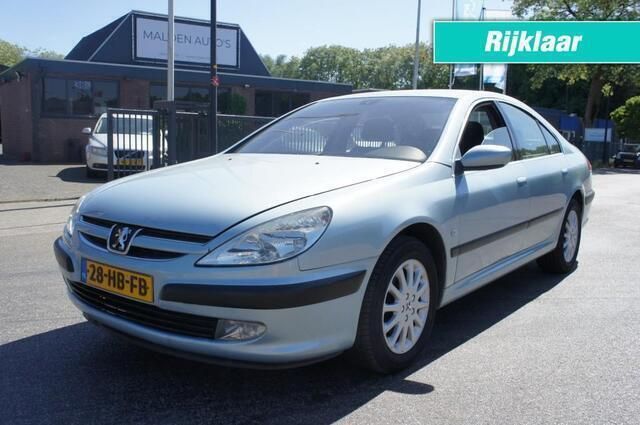 Grijs, metallic lak Gebruikt 2001 Peugeot 607 Sedan | € 2.250 - Afbeelding 1/4