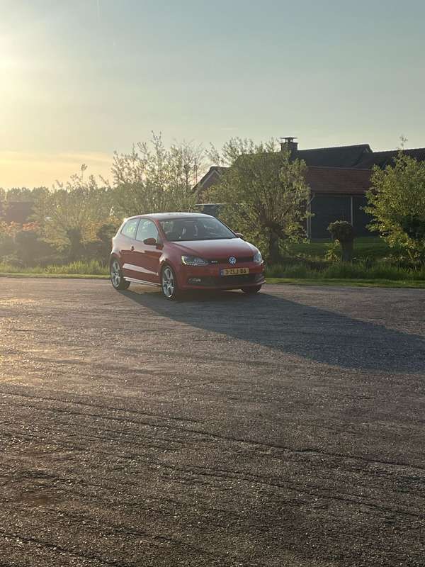 Rood Gebruikt 2010 VW Polo GTI Hatchback | € 6.300 (Super prijs) - Afbeelding 1/4