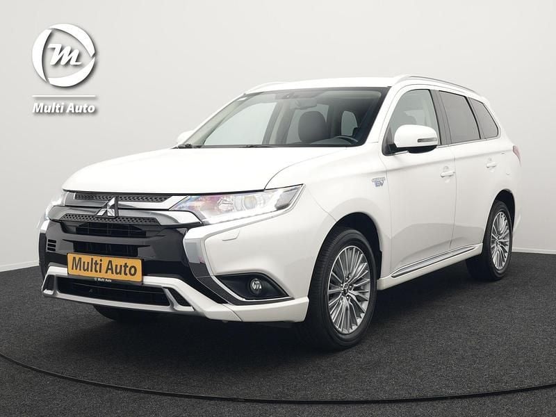 Wit Gebruikt 2019 Mitsubishi Outlander P-HEV Intense SUV | € 22.440 (Eerlijke prijs) - Afbeelding 1/4