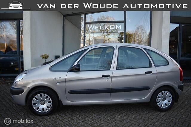 Beige Occasion 2004 Citroën Xsara Picasso MPV | € 1.999 (Eerlijke prijs) - Afbeelding 1/4