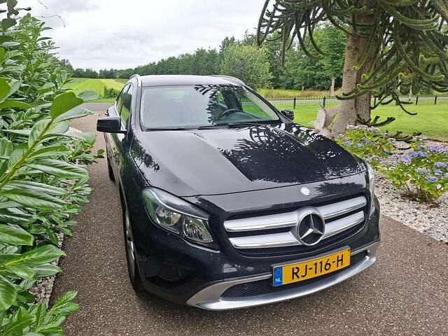 Occasion Mercedes GLA180 Ambition 122 PK (89 kW) 2015 Zwart (metallic) SUV