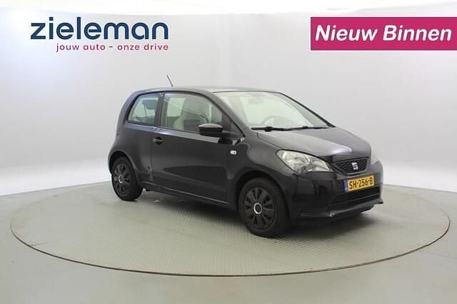 Zwart Gebruikt 2014 VW up! Hatchback | € 3.845 (Super prijs) - Afbeelding 1/4