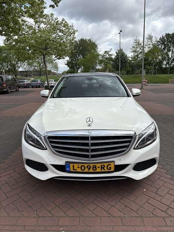 Wit Occasion 2016 Mercedes C250 Prestige Sedan | € 12.000 (Super prijs) - Afbeelding 1/4