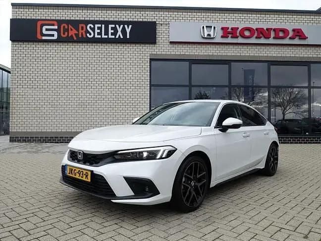 Nieuw Honda Civic Advance 143 PK (105 kW) 2025 Wit Hatchback