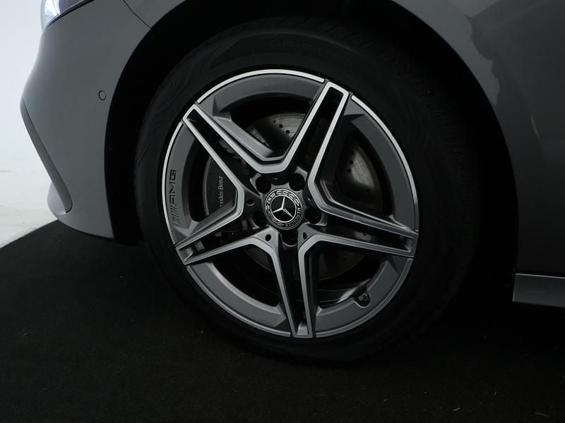 Occasion Mercedes A250 AMG line 218 PK (160 kW) 2024 Grijs Hatchback