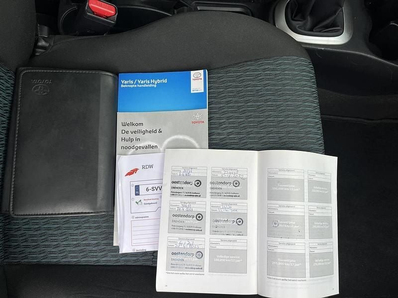 Occasion Toyota Yaris 69 PK (50 kW) 2014 Rood Hatchback