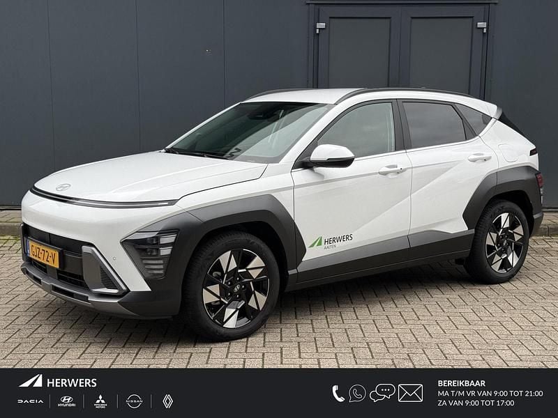 Wit Occasion 2024 Hyundai Kona Comfort SUV | € 31.895 (Eerlijke prijs) - Afbeelding 1/4