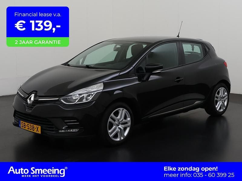 Zwart Gebruikt 2018 Renault Clio IV Zen Hatchback | € 10.895 (Eerlijke prijs) - Afbeelding 1/4
