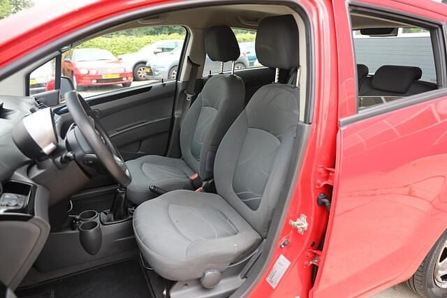 Occasion Chevrolet Spark LS 65 PK (47 kW) 2012 Rood Hatchback