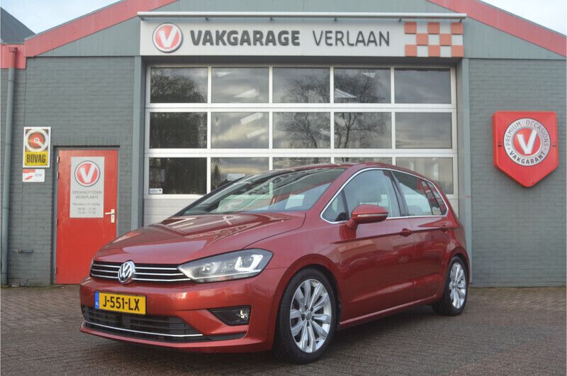 Rood Gebruikt 2014 VW Golf Sportsvan Highline MPV | € 11.500 (Iets duurder) - Afbeelding 1/4