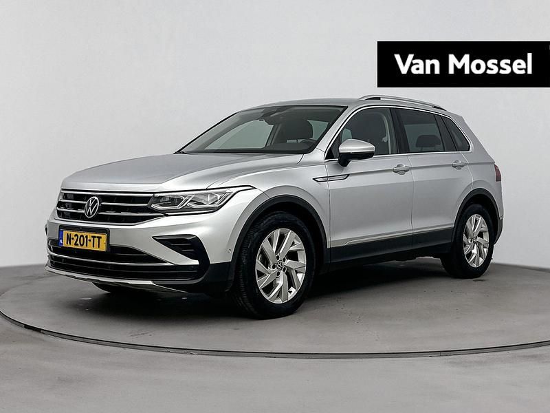 Grijs Gebruikt 2022 VW Tiguan Elegance SUV | € 31.900 (Super prijs) - Afbeelding 1/4