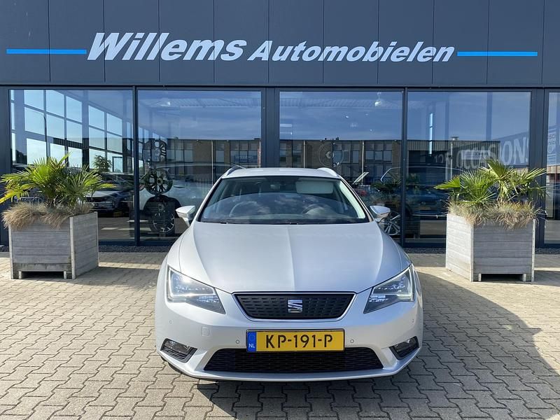Occasion Seat Leon CONNECT 116 PK (85 kW) 2016 Grijs Stationwagen