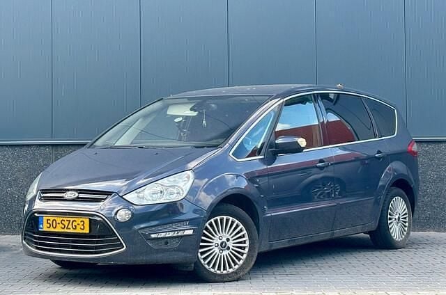 Grijs Gebruikt 2012 Ford S-MAX Titanium MPV | € 1.995 (Super prijs) - Afbeelding 1/4