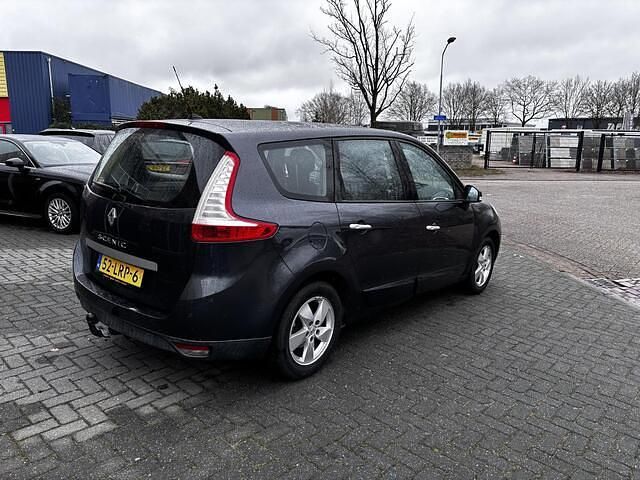 Occasion Renault Grand Scénic III Dynamique 140 PK (102 kW) 2010 Grijs MPV