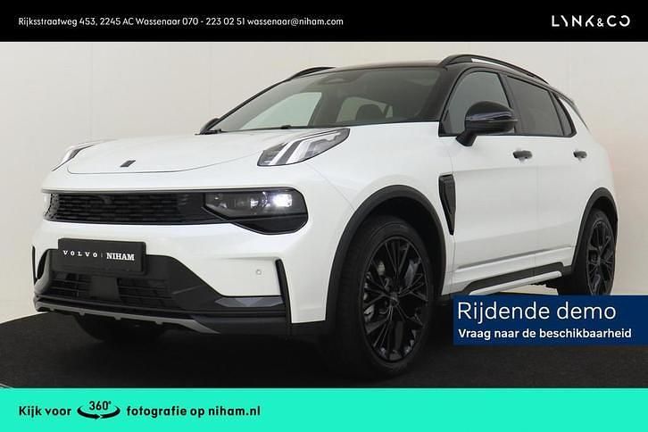 Wit Nieuw 2025 Lynk & Co 01 SUV | € 41.990 (Iets duurder) - Afbeelding 1/4