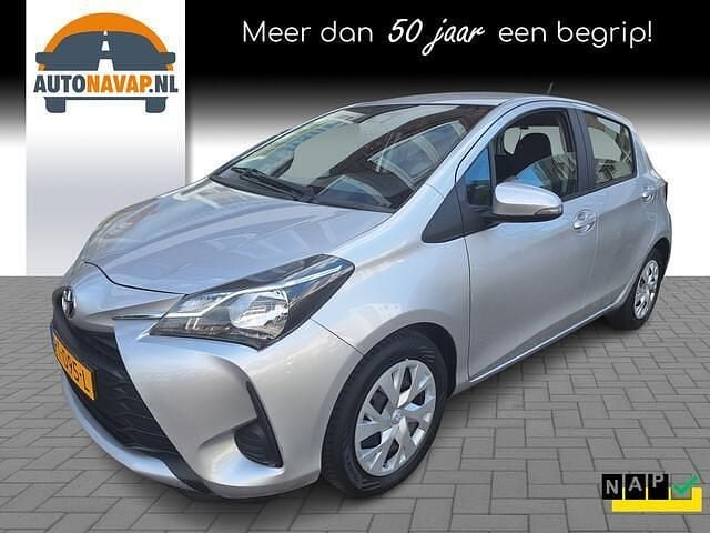 Grijs Gebruikt 2018 Toyota Yaris Comfort Hatchback | € 10.495 (Goede deal) - Afbeelding 1/4