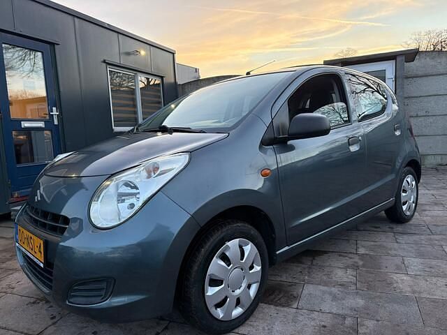Occasion Suzuki Alto 68 PK (50 kW) 2010 Grijs (metallic) Hatchback
