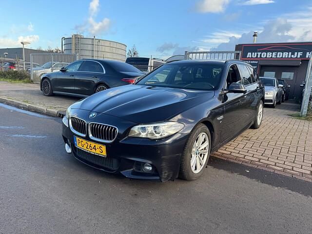 Zwart Gebruikt 2013 BMW 530 M Sport Stationwagen | € 8.950 - Afbeelding 1/4