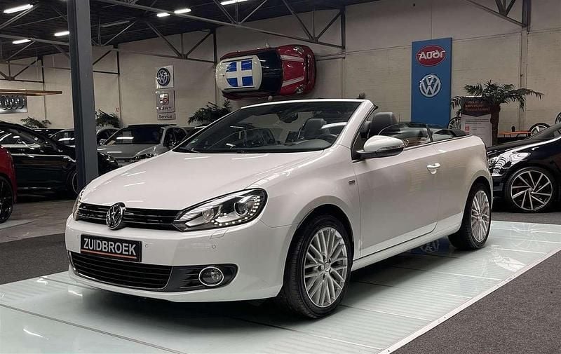 Wit, metallic lak Gebruikt 2013 VW Golf Cabriolet Life Cabriolet | € 9.999 (Goede deal) - Afbeelding 1/4