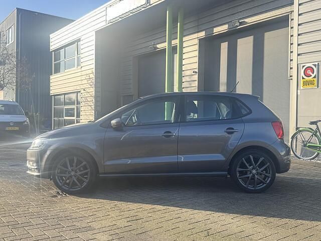 Occasion VW Polo Comfortline 90 PK (66 kW) 2014 Grijs Hatchback