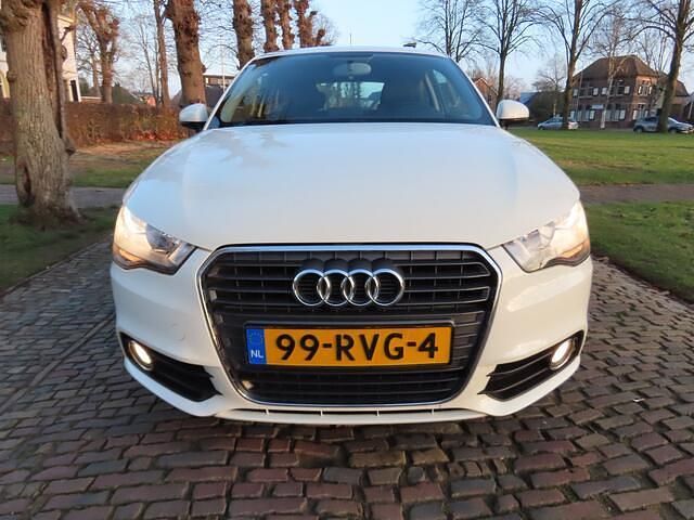 Occasion Audi A1 Attraction 86 PK (63 kW) 2011 Wit Hatchback