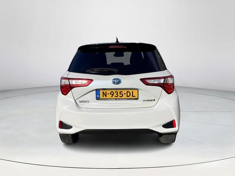 Occasion Toyota Yaris Hybrid 2021 Wit Hatchback
