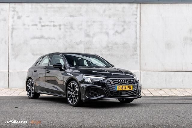 Zwart Gebruikt 2021 Audi S3 Edition .1 Hatchback | € 39.950 (Super prijs) - Afbeelding 1/4