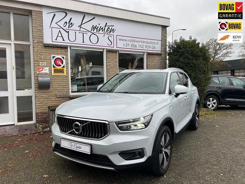 Grijs Gebruikt 2020 Volvo XC40 Business Edition SUV | € 28.950 (Eerlijke prijs) - Afbeelding 1/4