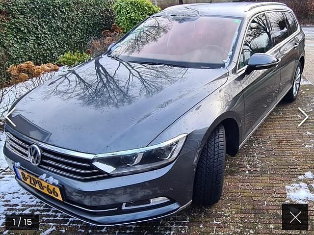 Grijs (metallic) Occasion 2015 VW Passat Highline Stationwagen | € 9.940 (Duur) - Afbeelding 1/2