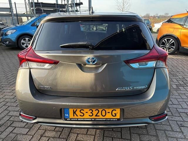 Occasion Toyota Auris Plus 99 PK (72 kW) 2016 Grijs Hatchback