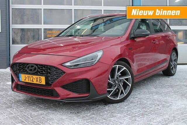 Rood Occasion 2020 Hyundai i30 N Line Stationwagen | € 19.950 (Eerlijke prijs) - Afbeelding 1/4