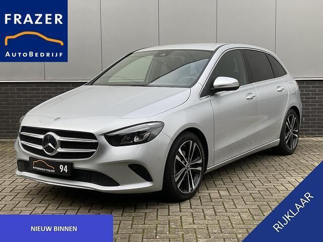 Overige Occasion 2020 Mercedes B180 Advantage MPV | € 26.880 (Eerlijke prijs) - Afbeelding 1/4