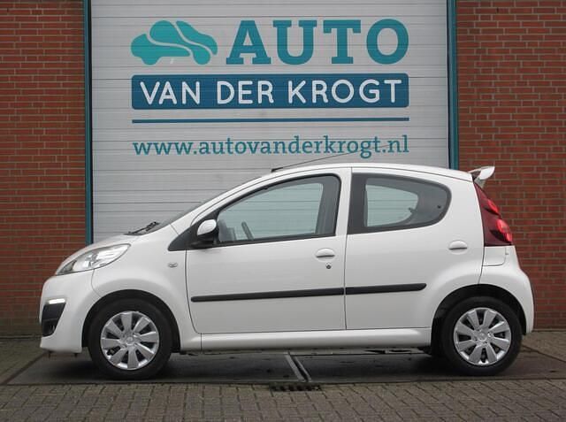 Occasion Peugeot 107 Active 68 PK (50 kW) 2012 Wit Hatchback