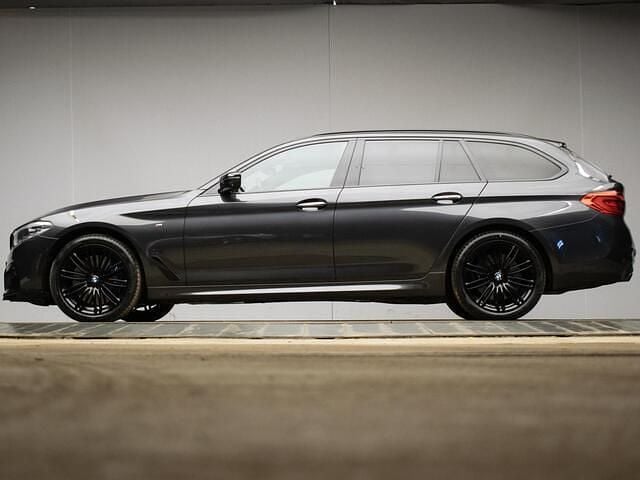 Occasion BMW 540 Executive 341 PK (250 kW) 2017 Grijs Stationwagen