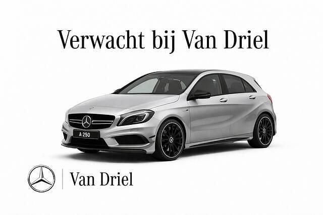 Zilver (metallic) Gebruikt 2013 Mercedes A250 AMG Hatchback | € 18.950 (Eerlijke prijs) - Afbeelding 1/1