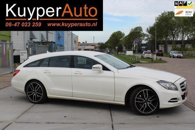 Wit, metallic lak Occasion 2012 Mercedes CLS350 Shooting Brake Stationwagen | € 12.950 - Afbeelding 1/4