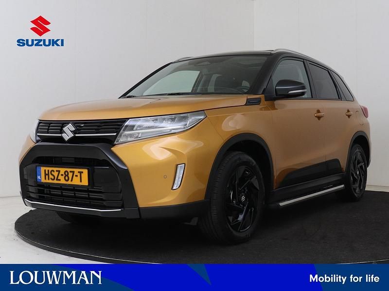 Geel metallic Gebruikt 2025 Suzuki Vitara Style SUV | € 35.995 - Afbeelding 1/4