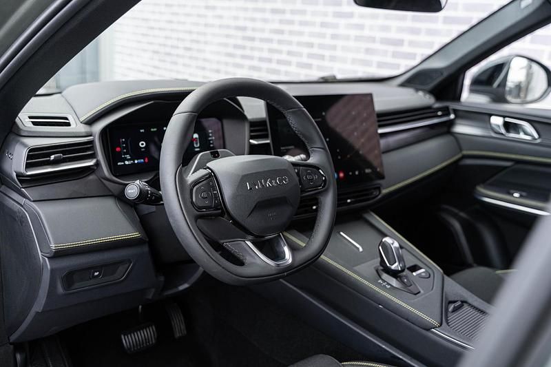 Groen Gebruikt 2025 Lynk & Co 01 SUV | € 35.394 (Duur) - Afbeelding 1/2