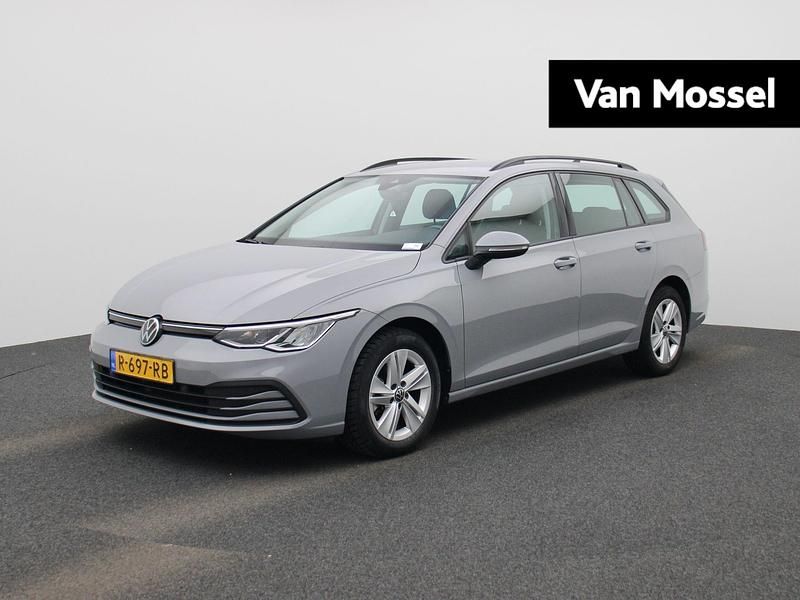 Grijs Gebruikt 2022 VW Golf VIII Life Stationwagen | € 19.900 (Eerlijke prijs) - Afbeelding 1/4