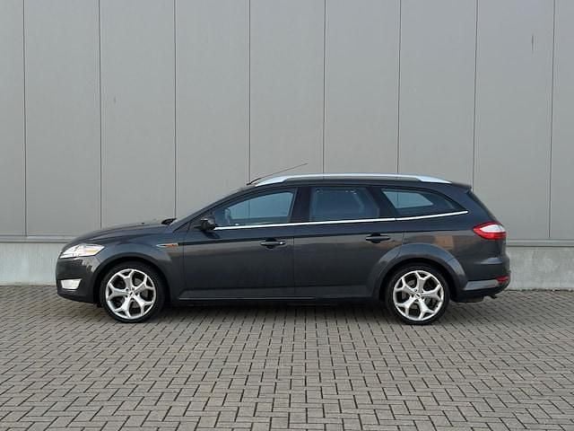 Occasion Ford Mondeo Titanium 146 PK (107 kW) 2008 Grijs (metallic) Stationwagen
