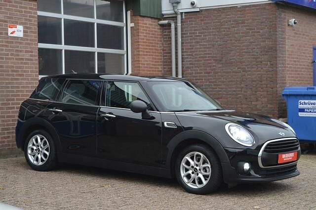 Occasion Mini One Clubman Business 102 PK (75 kW) 2016 Zwart (metallic) Stationwagen