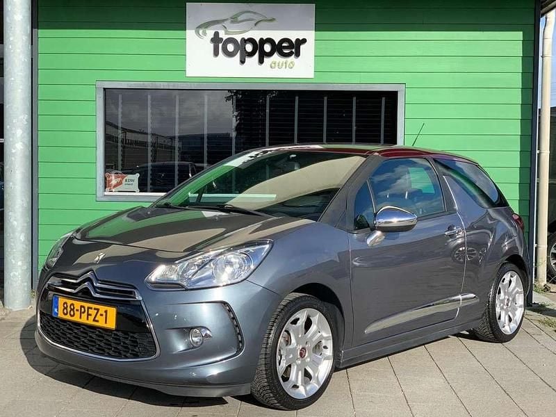Grijs Gebruikt 2011 Citroën DS3 So Chic Hatchback | € 4.945 (Eerlijke prijs) - Afbeelding 1/4