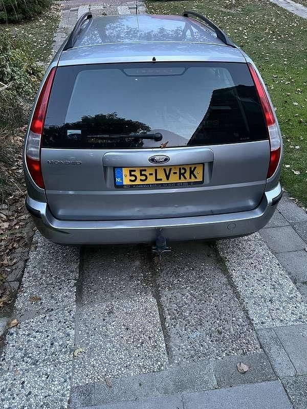 Occasion Ford Mondeo 125 PK (91 kW) 2003 Grijs Stationwagen