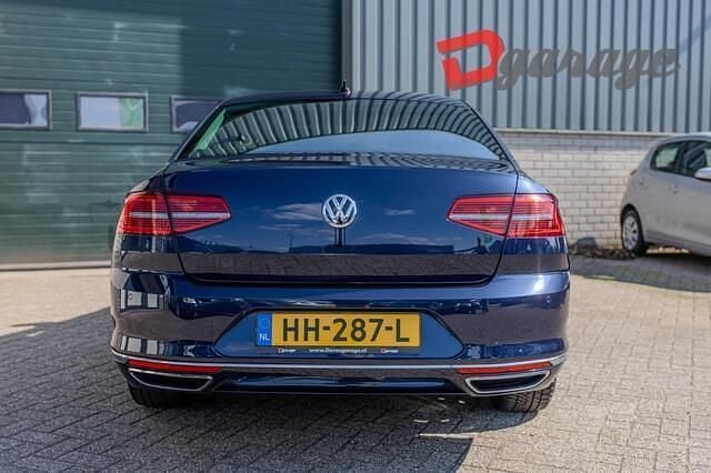 Occasion VW Passat Highline 156 PK (114 kW) 2015 Blauw Sedan