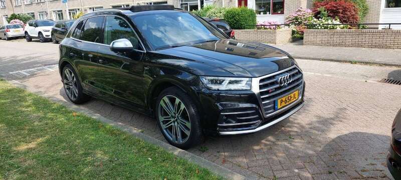 Zwart Gebruikt 2018 Audi SQ5 SUV | € 44.900 (Duur) - Afbeelding 1/4