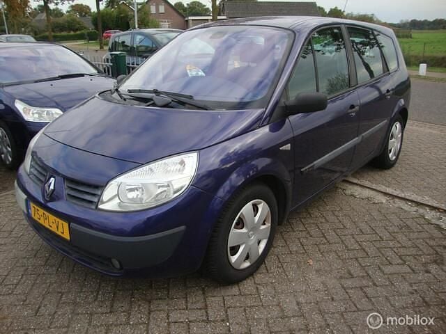 Blauw Gebruikt 2004 Renault Grand Scénic II Dynamique MPV | € 1.750 (Eerlijke prijs) - Afbeelding 1/4