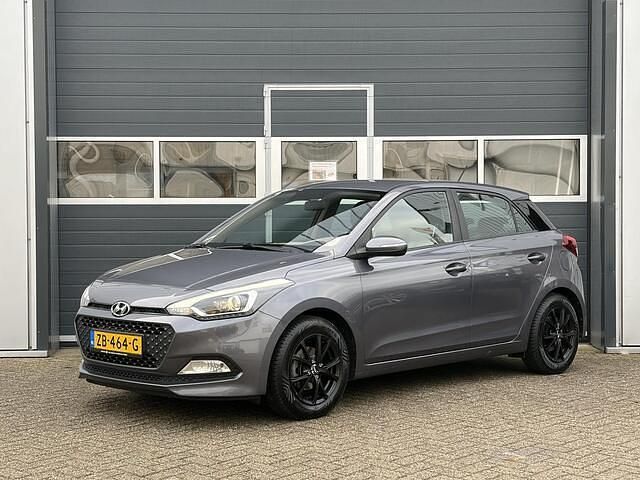 Occasion Hyundai i20 Comfort 84 PK (61 kW) 2018 Grijs Hatchback