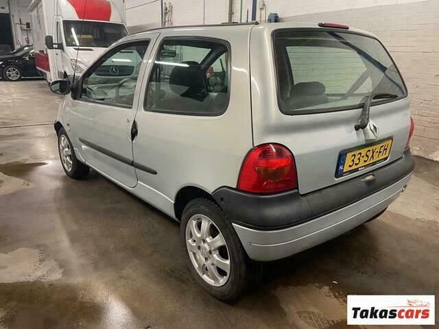 Occasion Renault Twingo 75 PK (55 kW) 2006 Grijs Hatchback