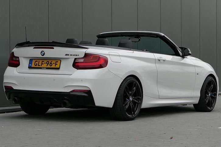 Occasion BMW M235 M Performance 328 PK (241 kW) 2015 Wit (metallic) Cabriolet